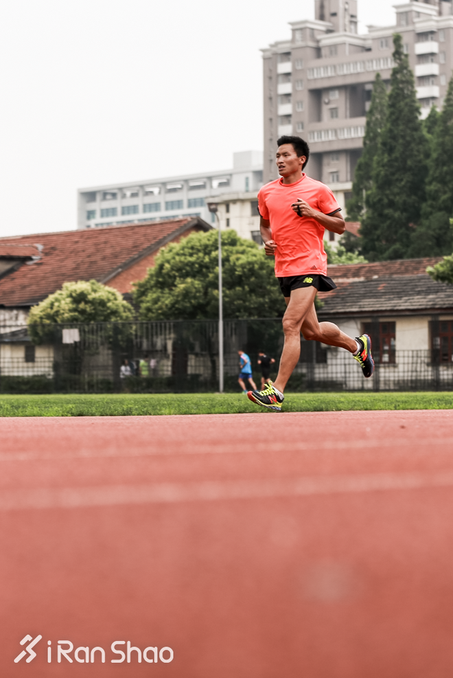 人物 | 上马2:24获国内第三 华东理工大学老师李鹏跃居“上海一哥”