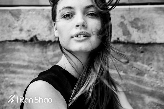 热点 | 2018年《体育画报》泳装模特来袭 寒冬季节看着有点冷