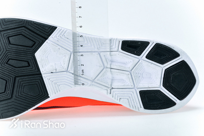 开箱 | Nike Zoom Vaporfly 4%竞速跑鞋的新革命