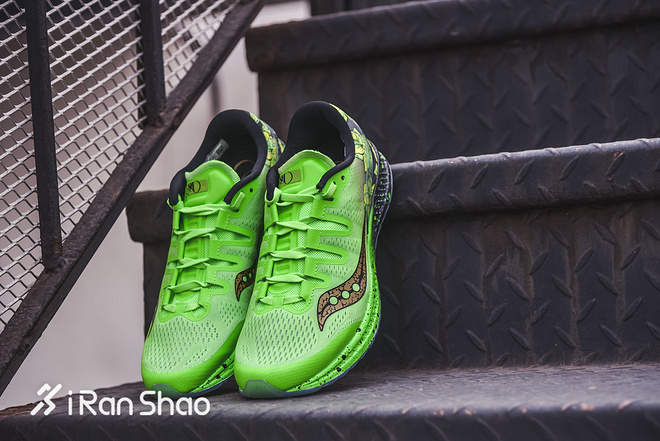 开箱 | Saucony Freedom ISO “上海”限定款 脚踩白玉兰去PB