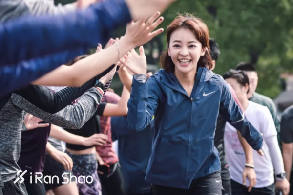 上马上全马 | 刷完帝都二号线不过瘾 陈意涵还要「哈」遍上马