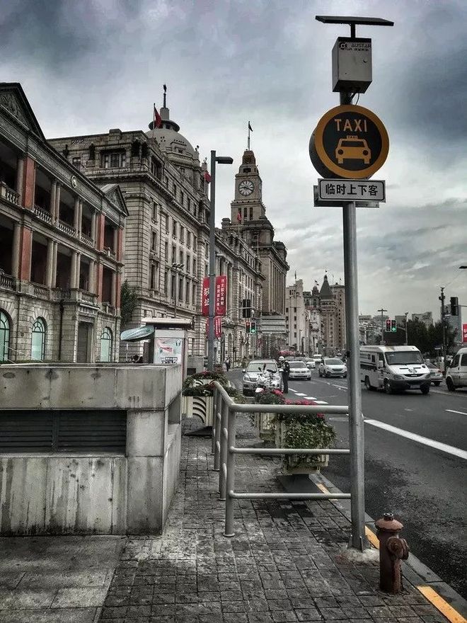 霞飞路的梧桐时光——上马城记