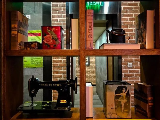 霞飞路的梧桐时光——上马城记