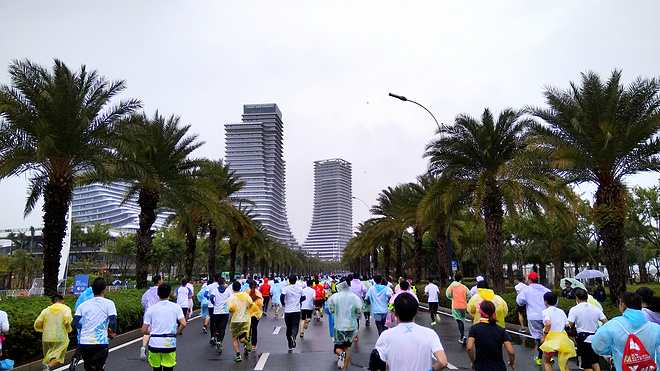 热点 | 厦门海沧国际半程马拉松 一场拿高分的独立赛事