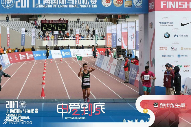 人物 | 上马2:24获国内第三 华东理工大学老师李鹏跃居“上海一哥”