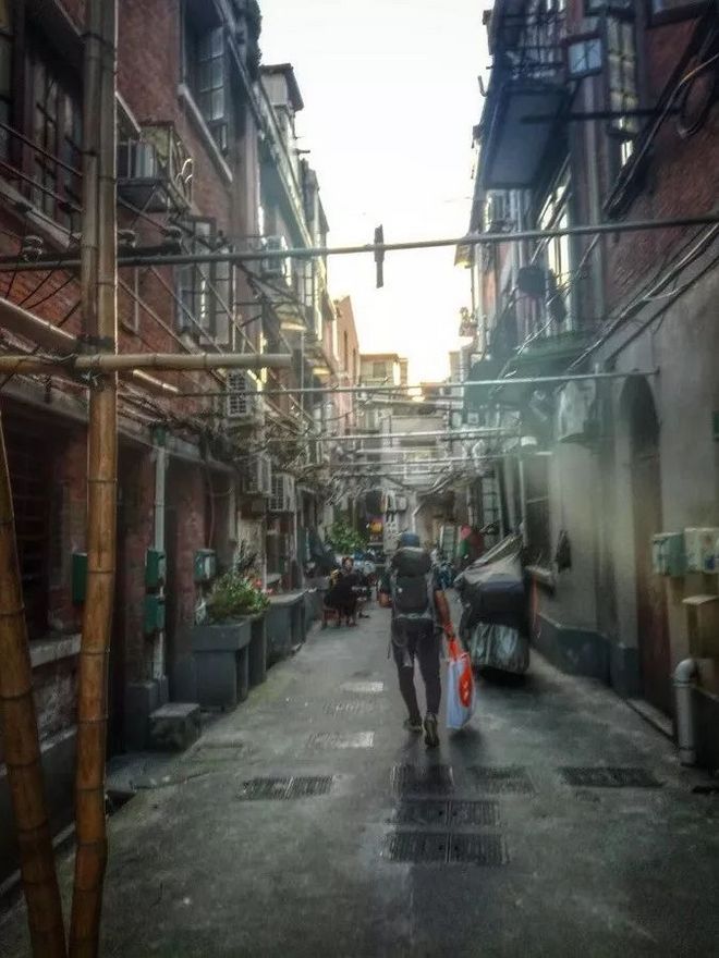 霞飞路的梧桐时光——上马城记