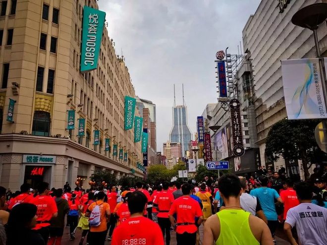 霞飞路的梧桐时光——上马城记