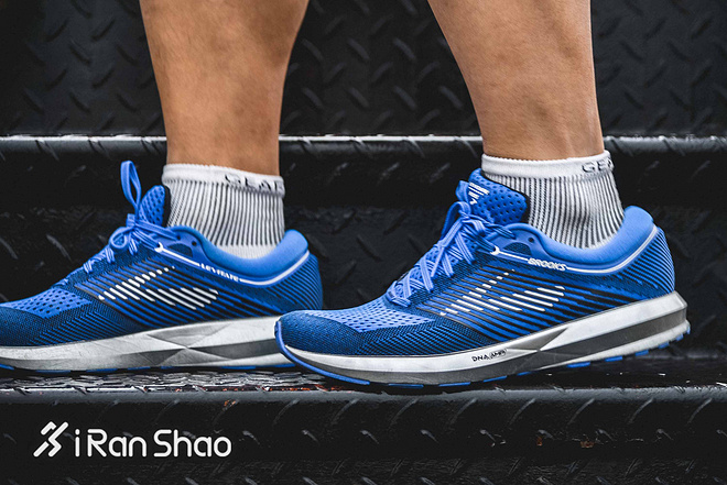 跑鞋 | Brooks Levitate 黑科技带来出色脚感