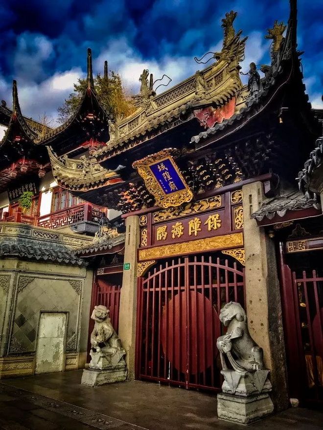 霞飞路的梧桐时光——上马城记