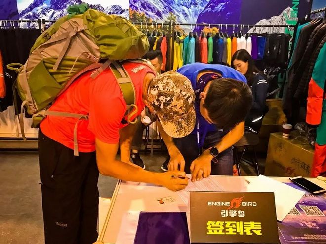 霞飞路的梧桐时光——上马城记