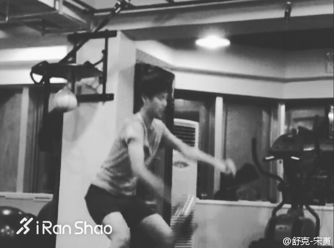 上马上全马 | 宋寅：上马第五年 我是对跑步上瘾的机长