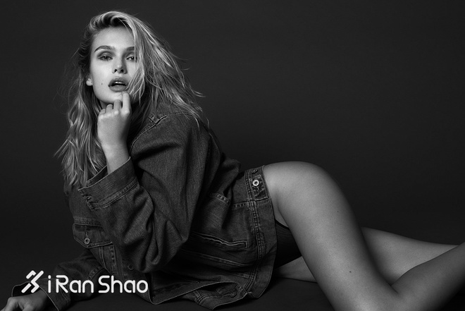 热点 | 2018年《体育画报》泳装模特来袭 寒冬季节看着有点冷