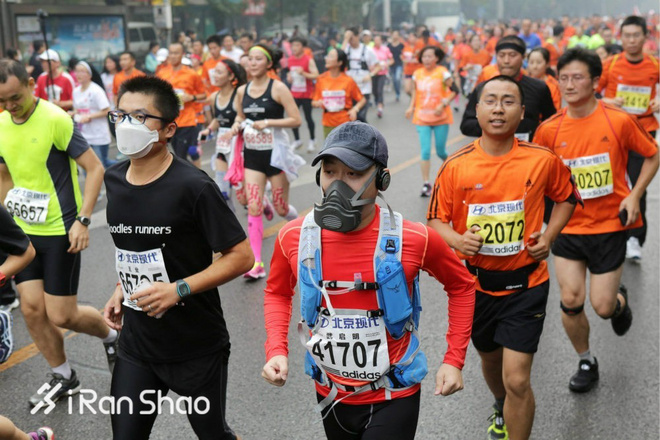 热点 | 跑步什么时候都不晚 不运动是最可怕的中年危机