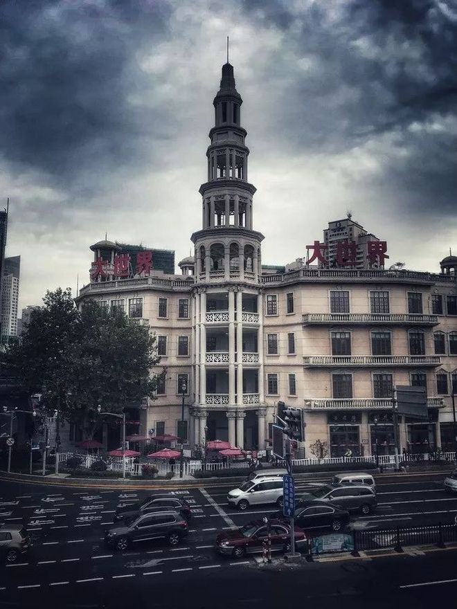 霞飞路的梧桐时光——上马城记