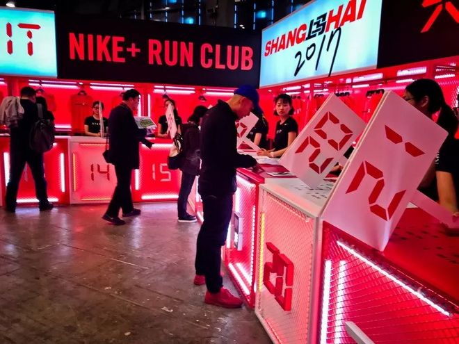 霞飞路的梧桐时光——上马城记