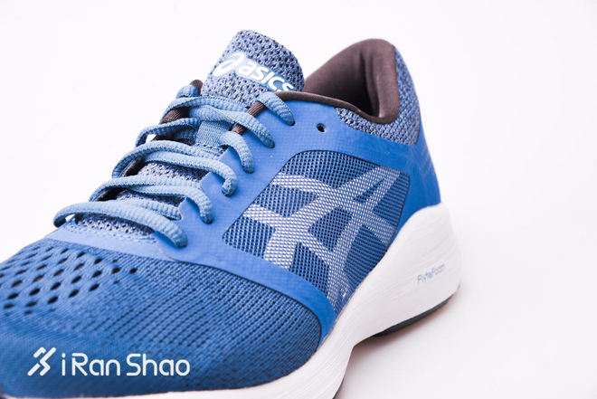 开箱 | Asics Roadhawk FF 轻量训练的性价比之选？