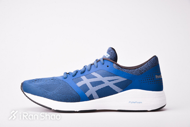 开箱 | Asics Roadhawk FF 轻量训练的性价比之选？