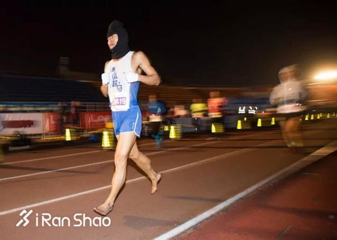 跑鞋战力榜Vol.02 | 光脚不怕穿鞋 adidas到底几时才能上榜