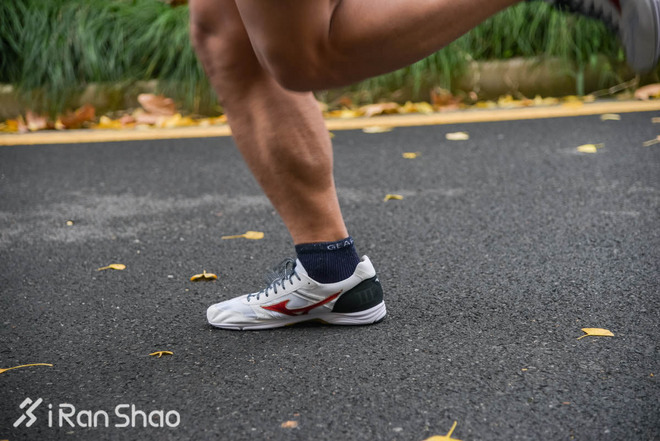 跑鞋 | Mizuno Wave Emperor Japan 3 想要驾驭先练能力