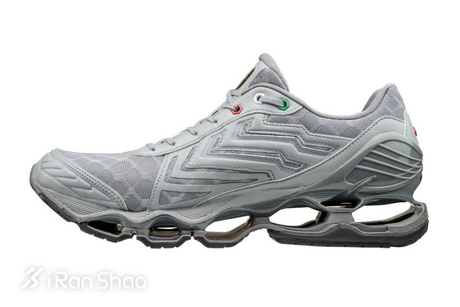 TopX | 要运动也要潮流 2017年各大运动品牌的那些「联名鞋款」