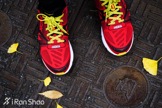 跑鞋 | HOKA ONE ONE TRACER 2 鞋面大换血 表现更出色