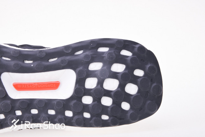 开箱 | adidas UltraBOOST 4.0 以不变应万变