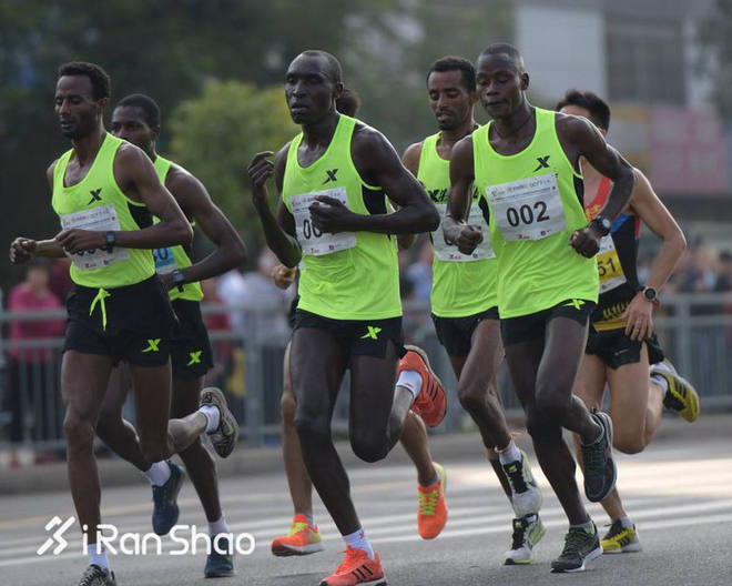 跑鞋战力榜Vol.01 | 特步上榜 Nike Vaporfly 4%诠释了什么叫实力