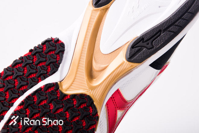 开箱 | Mizuno Wave Emperor Japan 3 马拉松鞋的极致之作