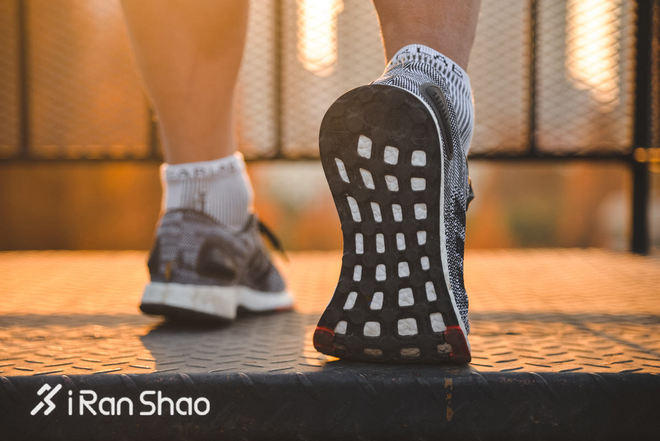 跑鞋 | 轻量回弹但还不够出色 adidas PureBOOST DPR深度评测