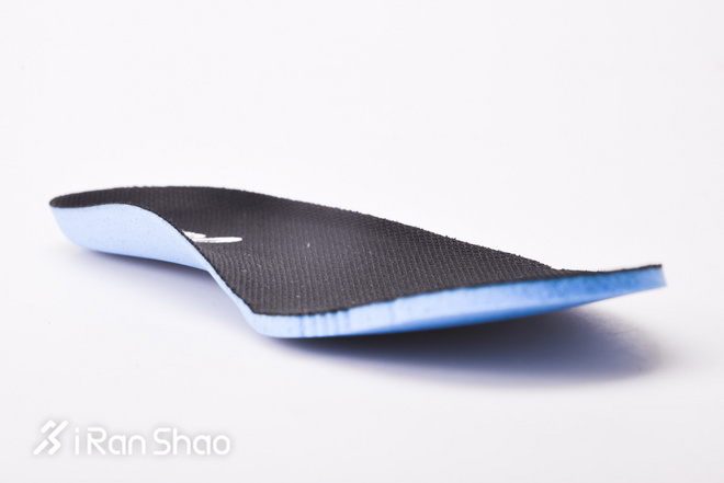 开箱 | Asics Roadhawk FF 轻量训练的性价比之选？