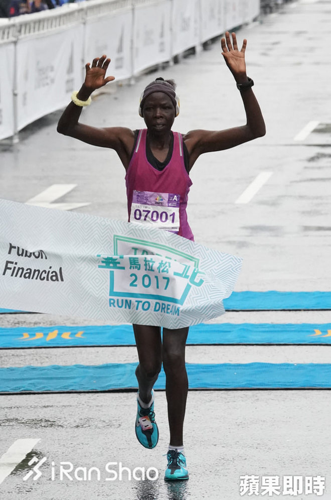 跑鞋战力榜 Vol.03 | 本周adidas大爆发 狄鋆实着Vaporfly 4%又PB