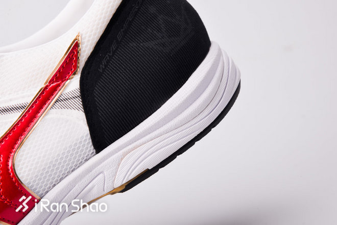 开箱 | Mizuno Wave Emperor Japan 3 马拉松鞋的极致之作