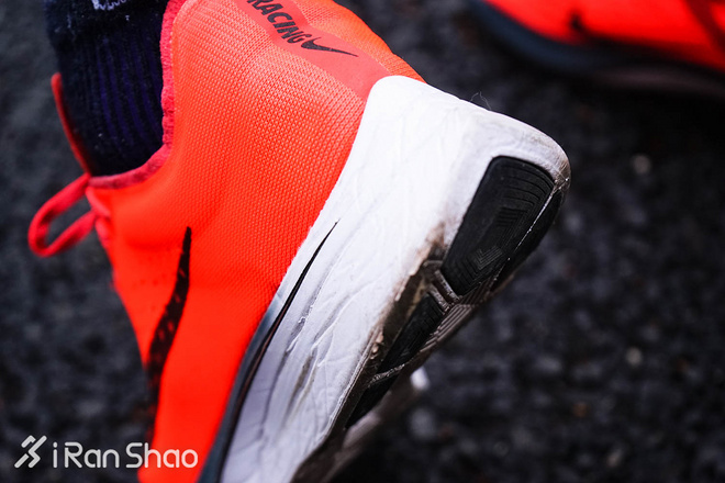 跑鞋 | 深度评测：Nike Zoom Vaporfly 4% vs Nike Zoom Fly 神奇与平庸