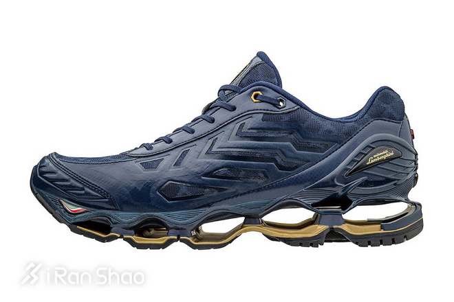 TopX | 要运动也要潮流 2017年各大运动品牌的那些「联名鞋款」