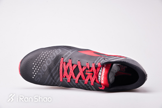 开箱 | Brooks Hyperion 轻简上阵