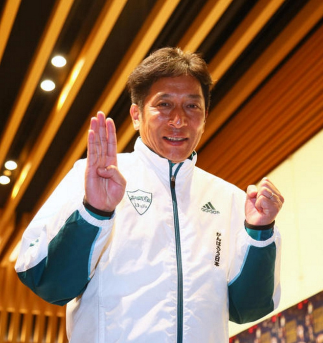 箱根驿传 | 日本驿传走过百周年 青学大意外斩获“四连霸”