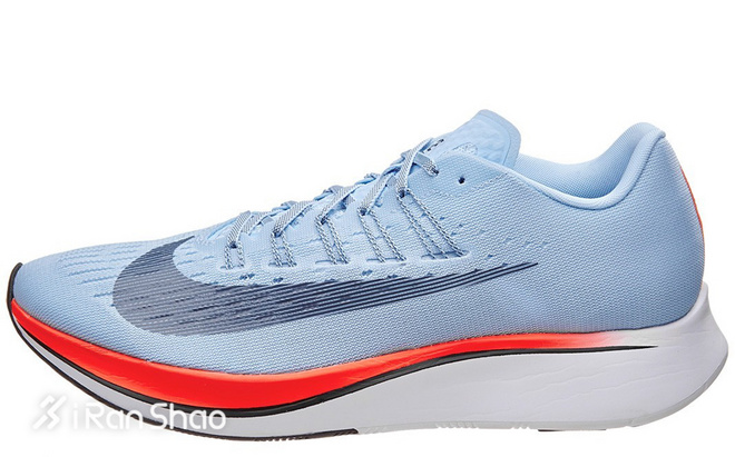 一周新鲜装备资讯 | 这个冬天就需要一双跑鞋 看看今冬什么跑鞋卖得最好