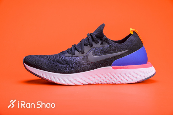 UNBOX | 四位一体的Nike Epic React Flyknit跑鞋开箱视频