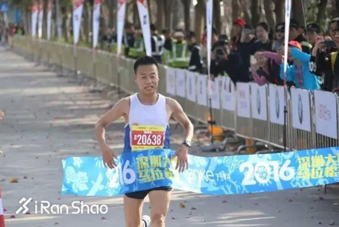 2017爱燃烧年终回顾 | 中国马拉松年度人物合辑