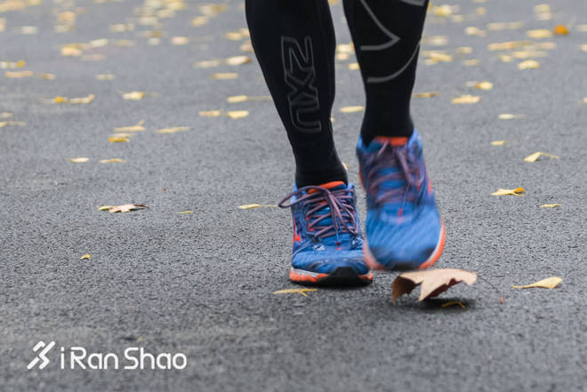 跑鞋 | 顶级缓震坚如磐石 Mizuno Wave Sky深度评测