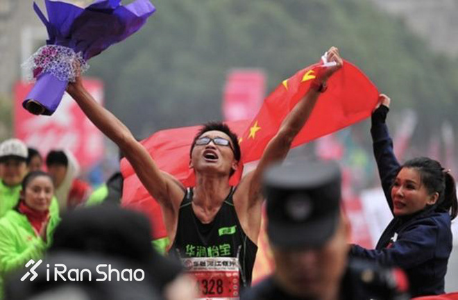 2017爱燃烧年终回顾 | 中国马拉松年度人物合辑