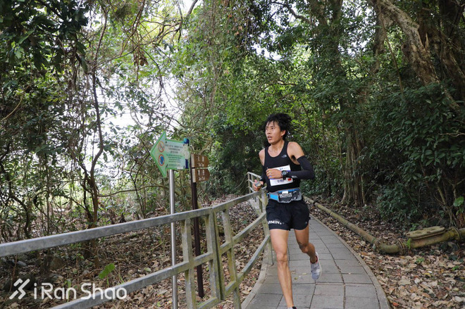 跑鞋战力榜 Vol.09 | 港百跑鞋特辑 迪拜马4%险胜