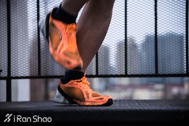 跑鞋 | 速度训练好帮手 安踏 Challenge 202 深度评测
