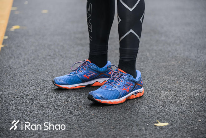 跑鞋 | 顶级缓震坚如磐石 Mizuno Wave Sky深度评测