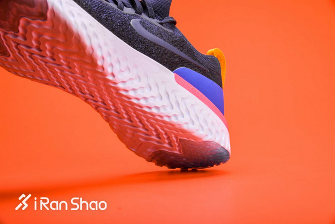 现场 | Nike耐克发布了一双新跑鞋 据说比“破二”更有意义