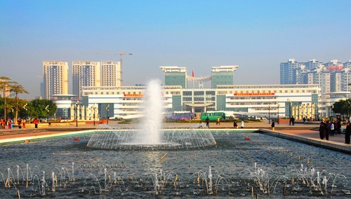 “奔跑中国·一带一路” 2018贵港国际马拉松 3月4日鸣枪开跑