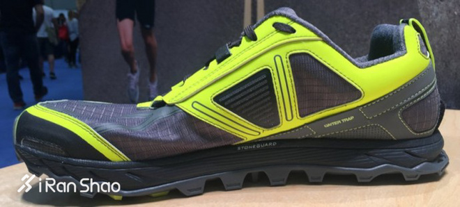 一周新鲜装备资讯 | 2018年第一场跑鞋战役打响 一大波「眼花缭乱」的耐克和阿迪达斯