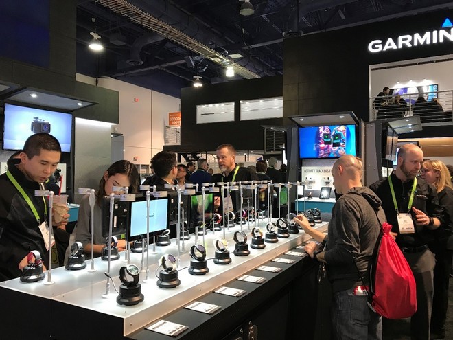 2018 CES : 智能穿戴优胜劣汰，2018CES展还看Garmin