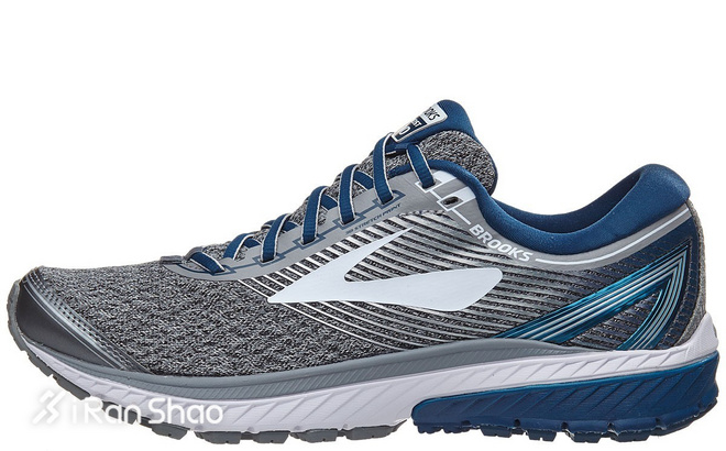 一周新鲜装备资讯 | 这个冬天就需要一双跑鞋 看看今冬什么跑鞋卖得最好