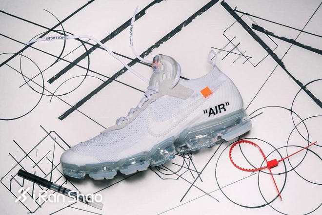 一周新鲜装备资讯 | 新年开门戏之彪马花落谁家 反正安踏市值破了千亿